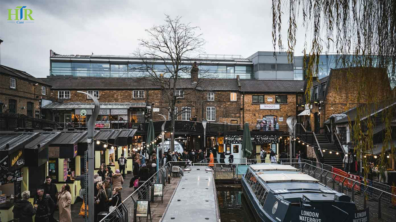 Browse Camden Market